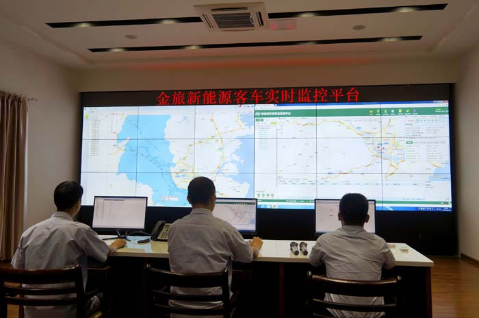 金旅護(hù)航回鄉(xiāng)路