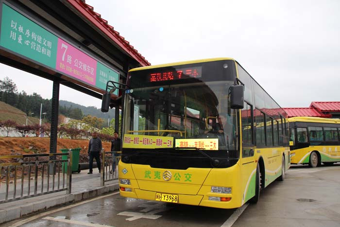 選金旅純電動 因為愛武夷山愛得深沉