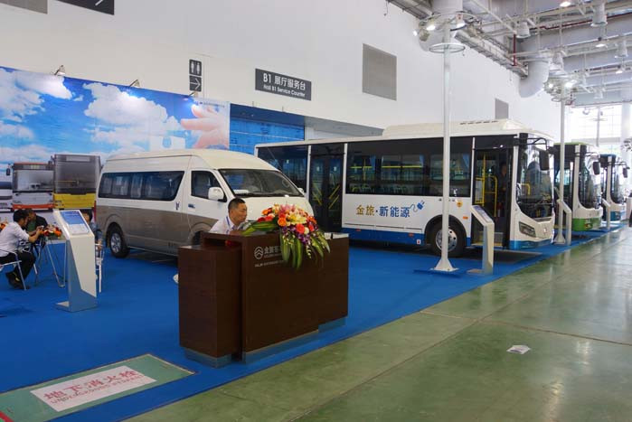 相聚美麗鷺島，共創(chuàng)綠色生活 ——廈門金旅4款車亮相首屆海西（廈門）國際綠色節(jié)能環(huán)保產(chǎn)業(yè)博覽會(huì)