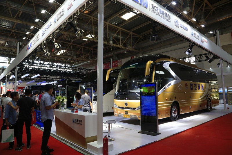 金旅客車(chē) “誠(chéng)”行致遠(yuǎn)