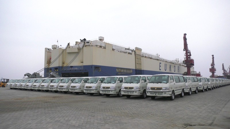 沒有人比我更懂非洲——金旅客車走進非洲（1）