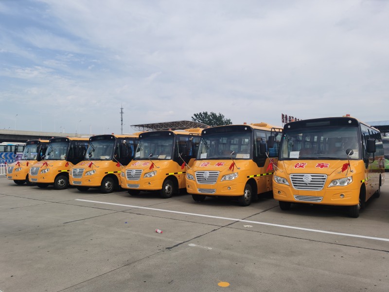 管理搞上去、收費(fèi)降下來(lái)！起底鹽阜校車(chē)安全運(yùn)營(yíng)背后的秘密