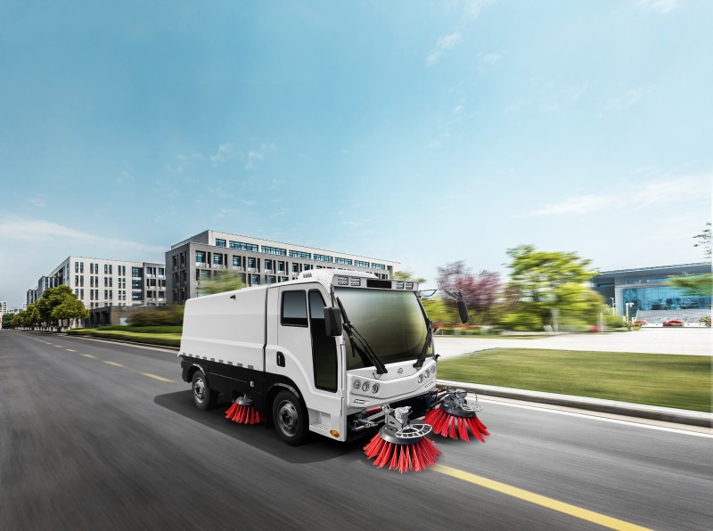 小小“環(huán)衛(wèi)車” 雙碳“先行者”——金旅環(huán)衛(wèi)車助力城市生活更美好