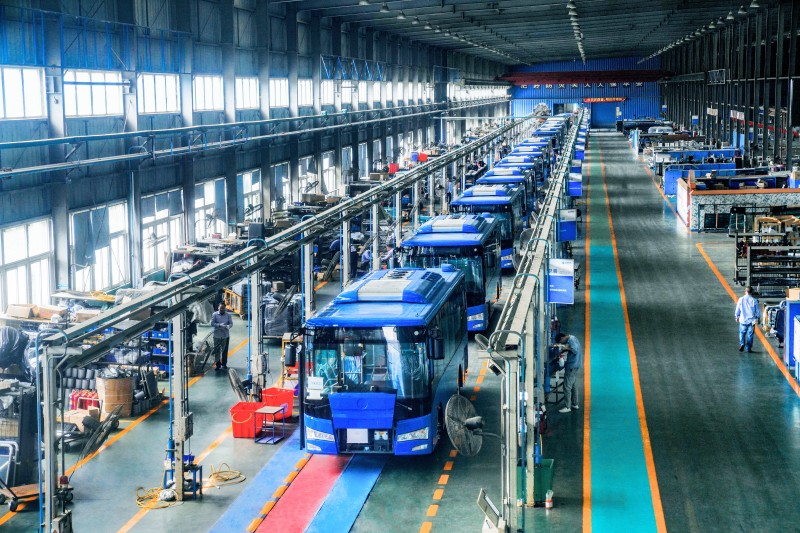 新春出口開(kāi)門紅！207輛金旅公交車交付越南