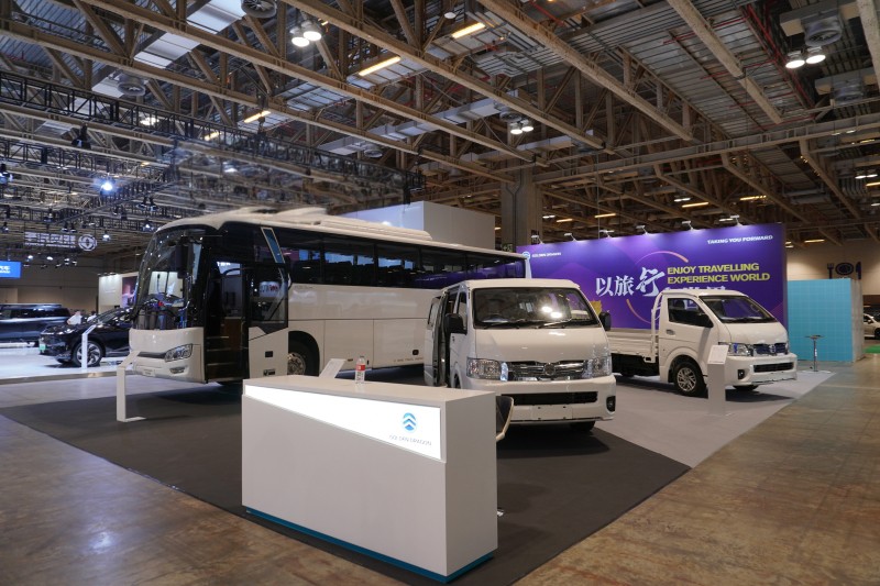 金旅客車以創(chuàng)新驅(qū)動未來：澳門車展上純電動商用車產(chǎn)品備受矚目